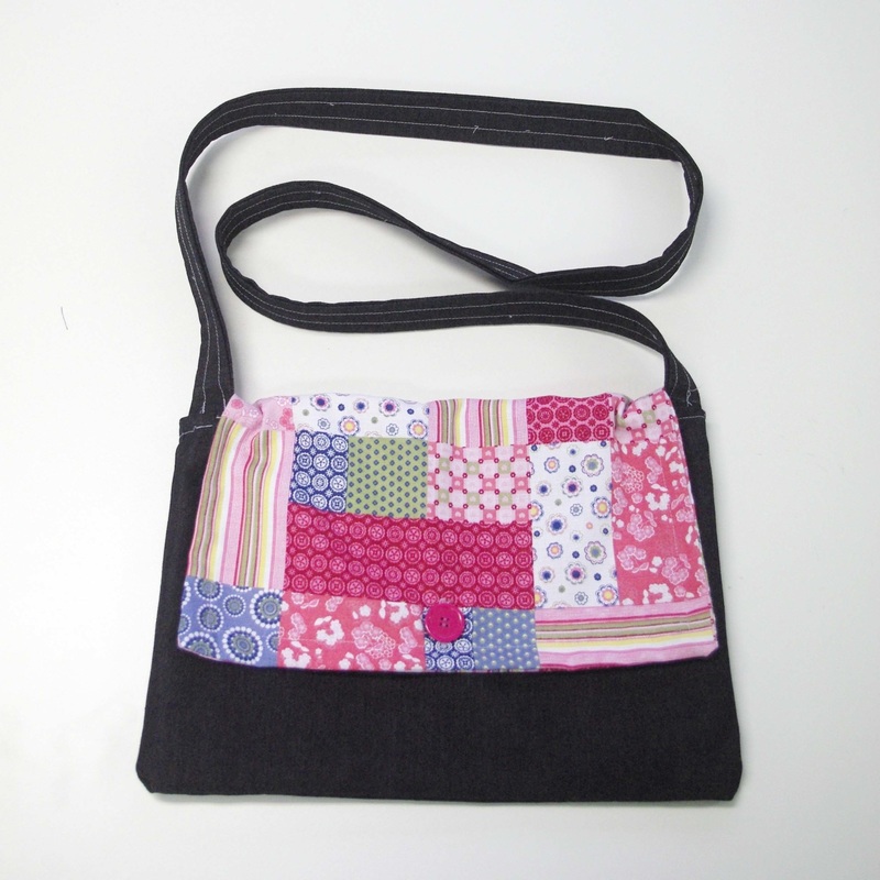 iPad/Laptop Bag Design Brief - Alamanda Textiles